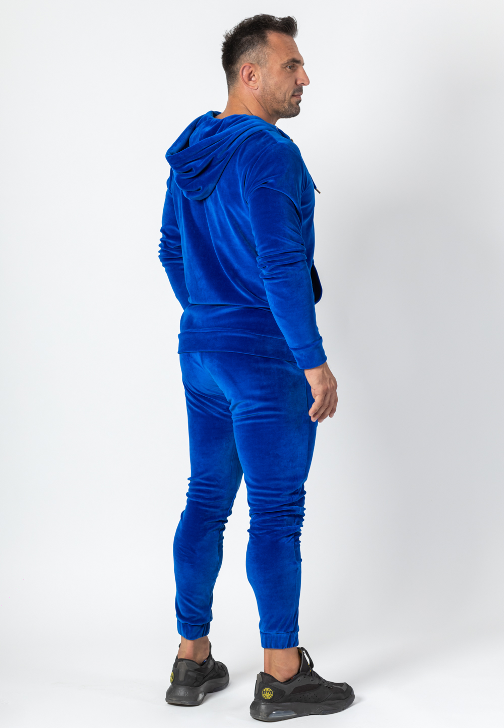 komplet męski z niebieskiego weluru