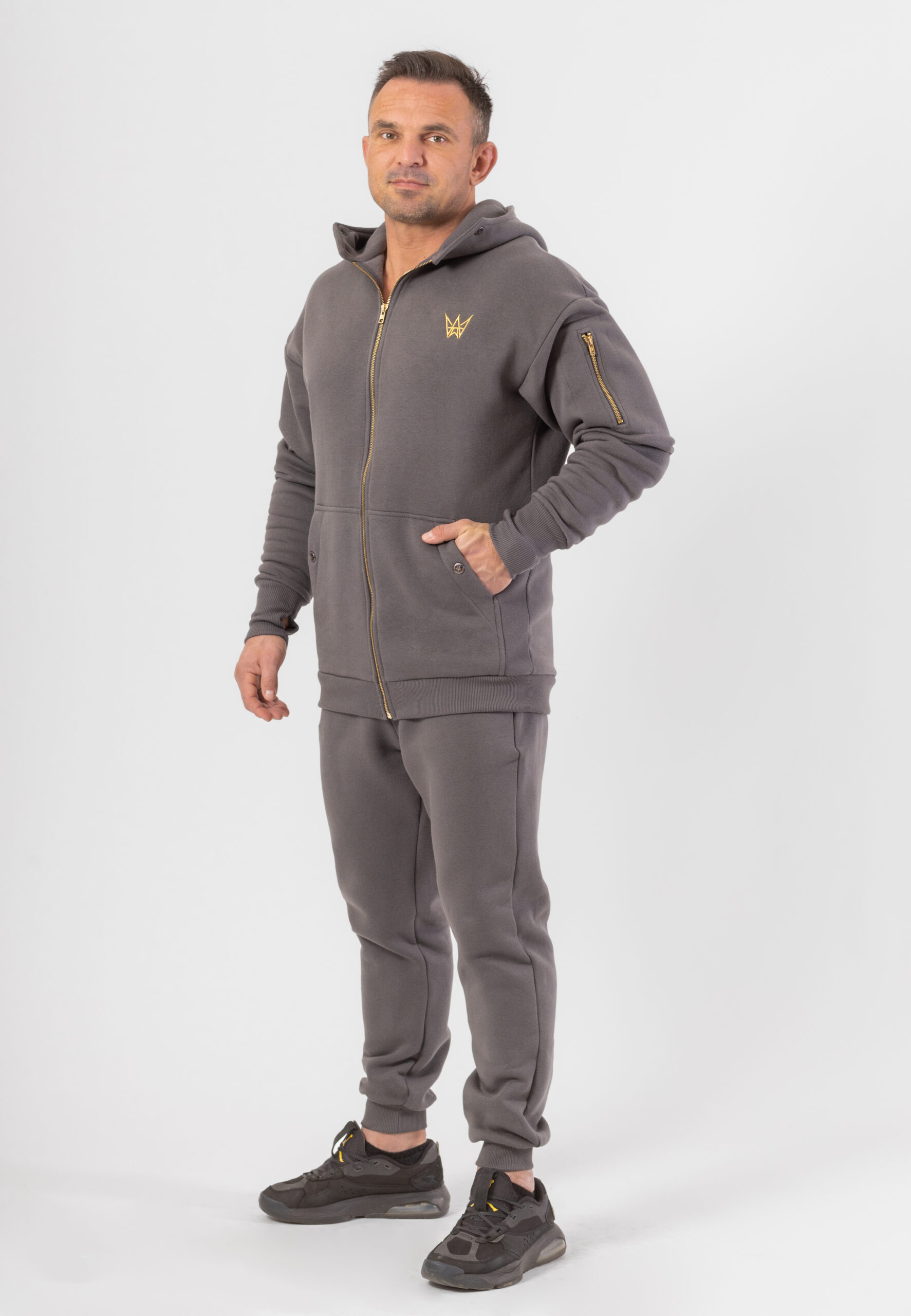 czarny dres