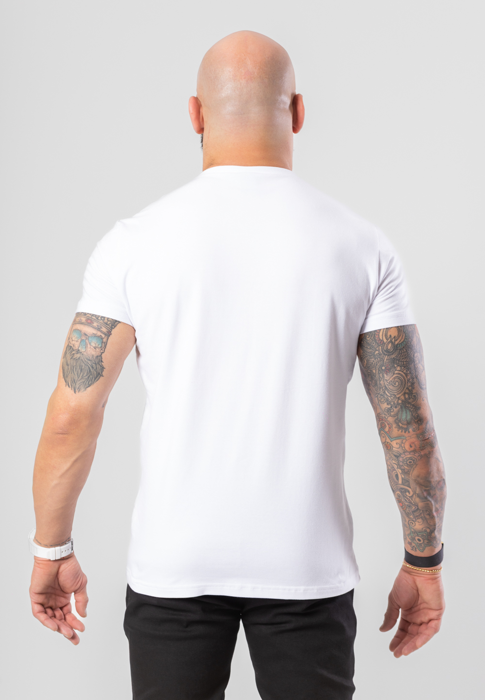 czarna koszulka slim fit