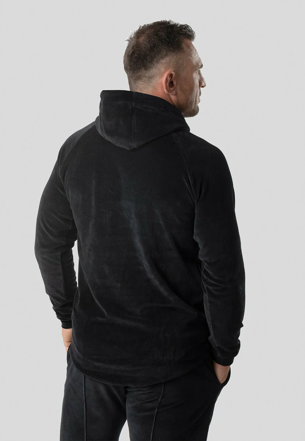 Bluza z Kapturem Welurowa Czarna Z Inicjałami 3 Bluza z Kapturem Welurowa Czarna Z Inicjałami